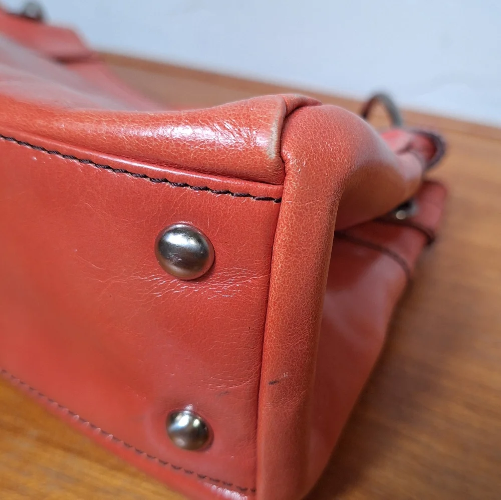 Vintage Kenneth Cole Leather Shoulder Bag Baguette Wide Strap Coral Pink